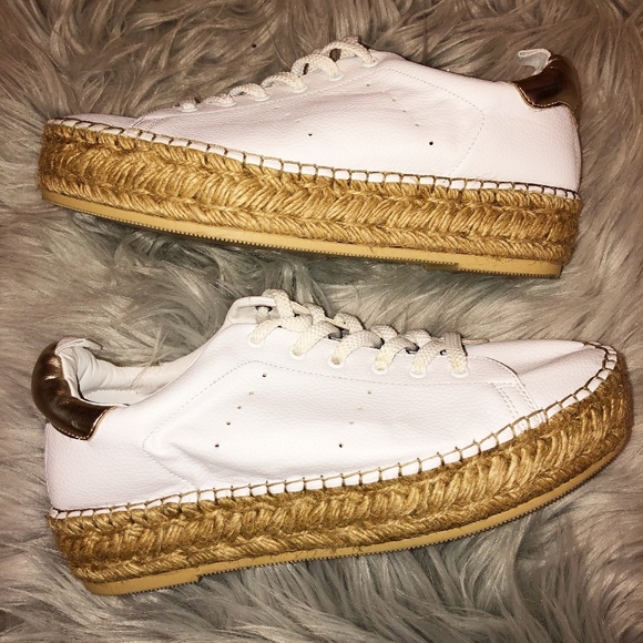 Steve Madden Shoes - SOLD 🖤🚨Gold Platform Espadrilles Sneaker